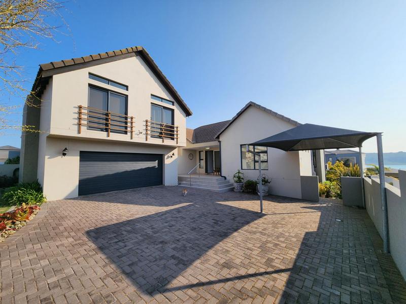 4 Bedroom Property for Sale in Myburgh Park Western Cape